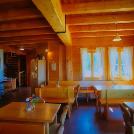 Glatzl Trahuetten Alm Guest house