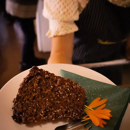 Glatzl Trahuetten Alm Konukevi
