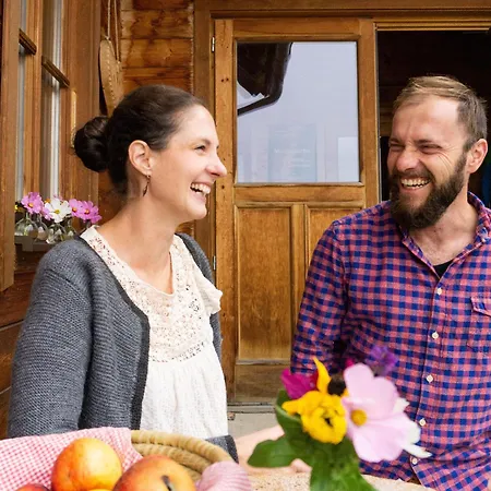 Konukevi Glatzl Trahuetten Alm *