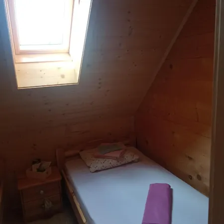 Glatzl Trahuetten Alm * Sankt Lorenzen am Wechsel